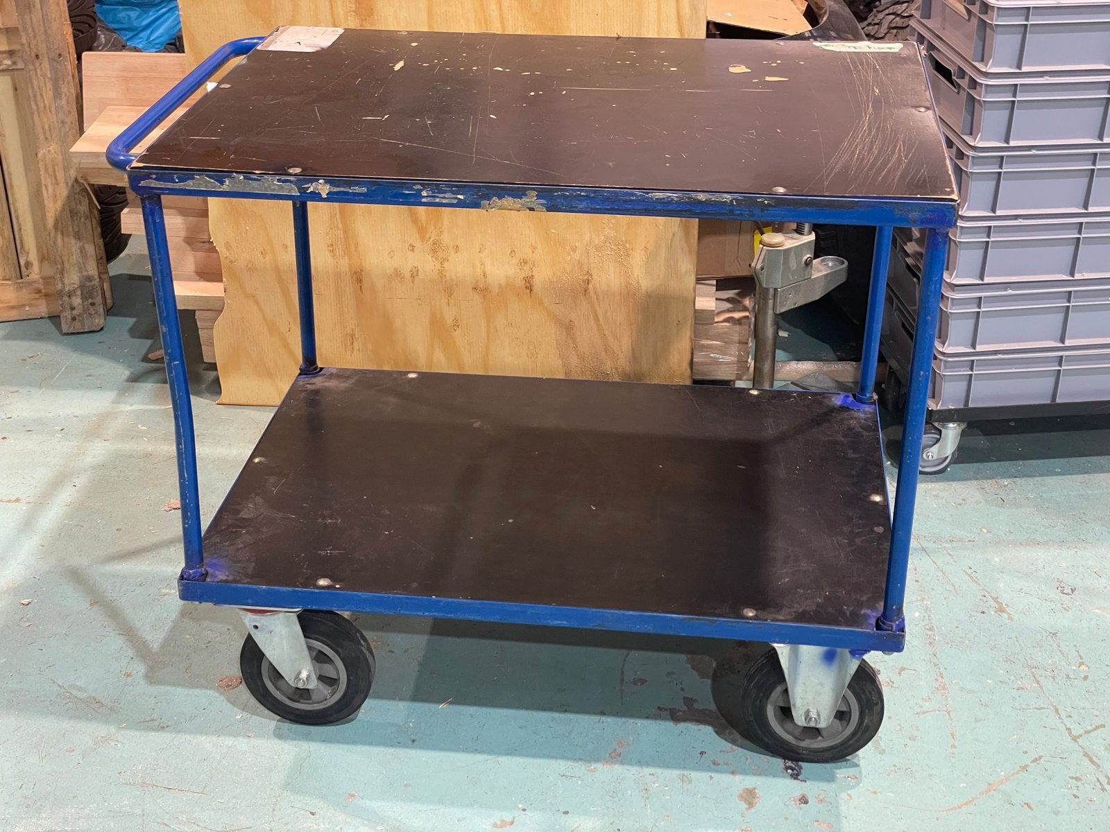 Stevige Werkplaatswagen / Magazijnwagen met 2 Niveaus (BL 1), Ophalen of Verzenden, Gebruikt
