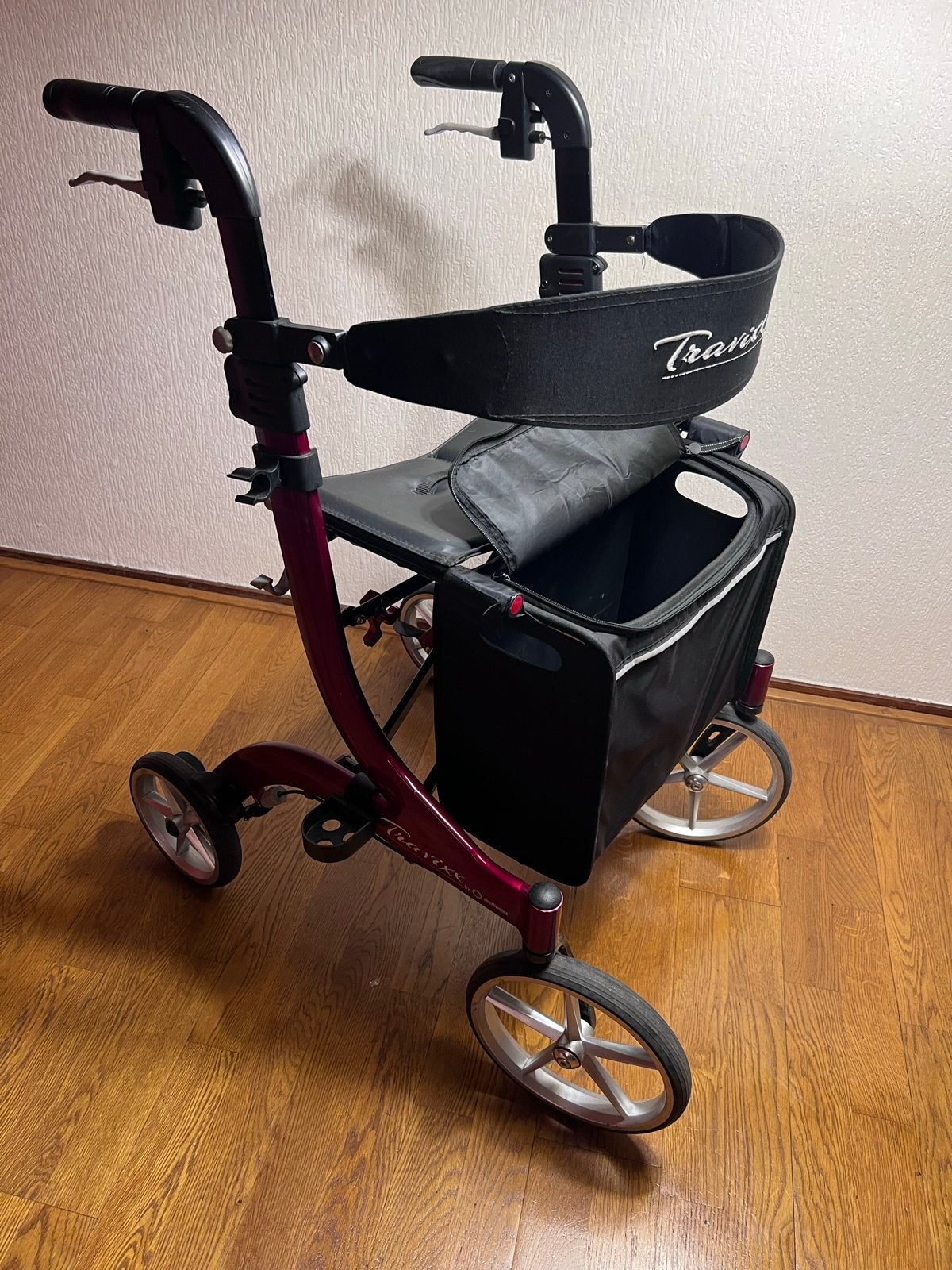 Travixx Deluxe by medipoint, Ophalen, Lichtgewicht, Zo goed als nieuw