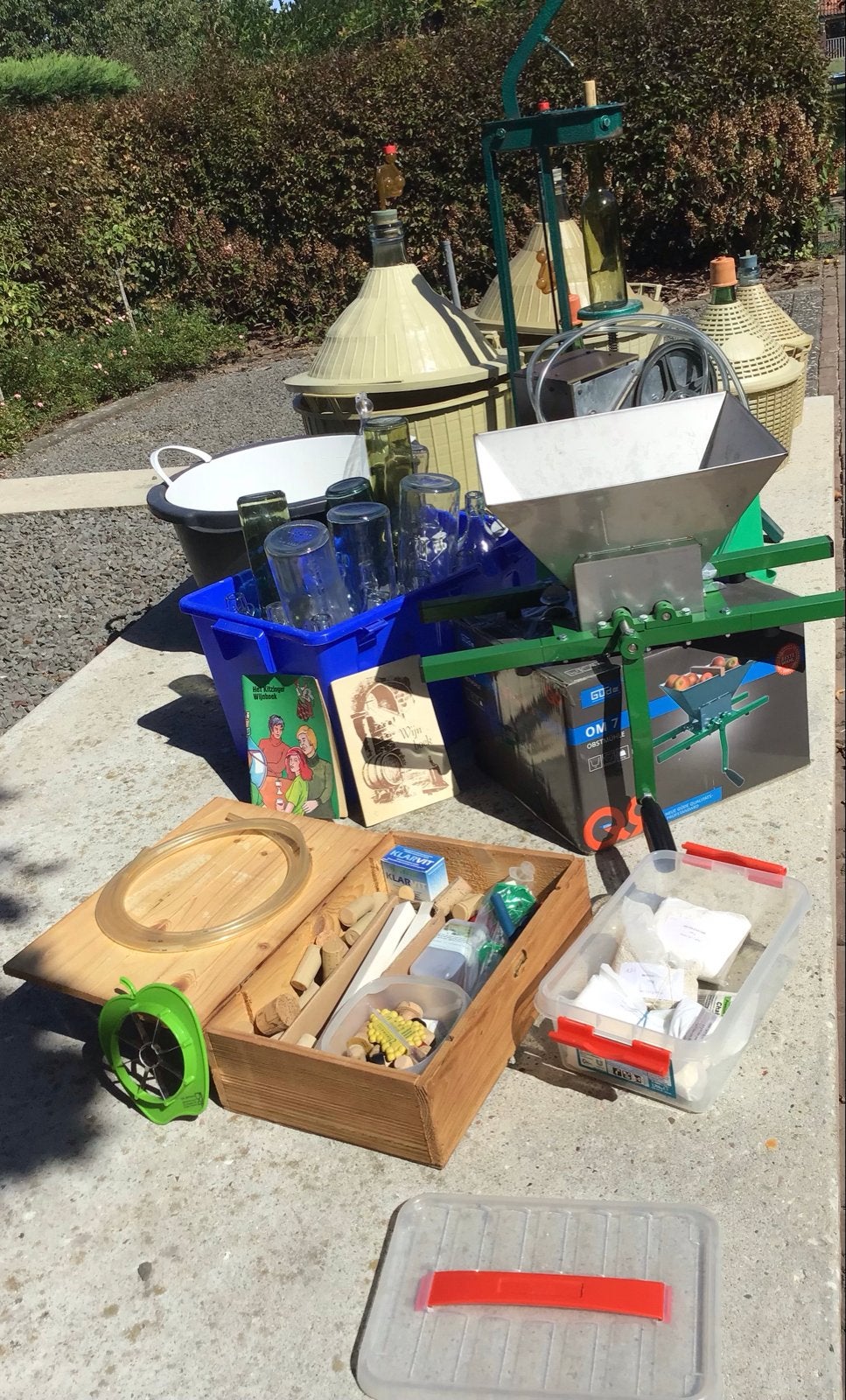 Complete wijnmaakset: van druif tot fles, Ophalen, Gebruikt