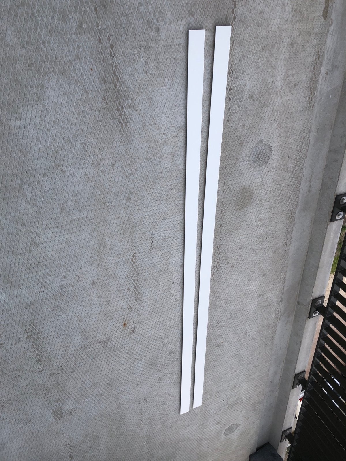 2x Witte MDF Plinten 244 cm - Nieuw, Ophalen, Nieuw, 200 tot 250 cm