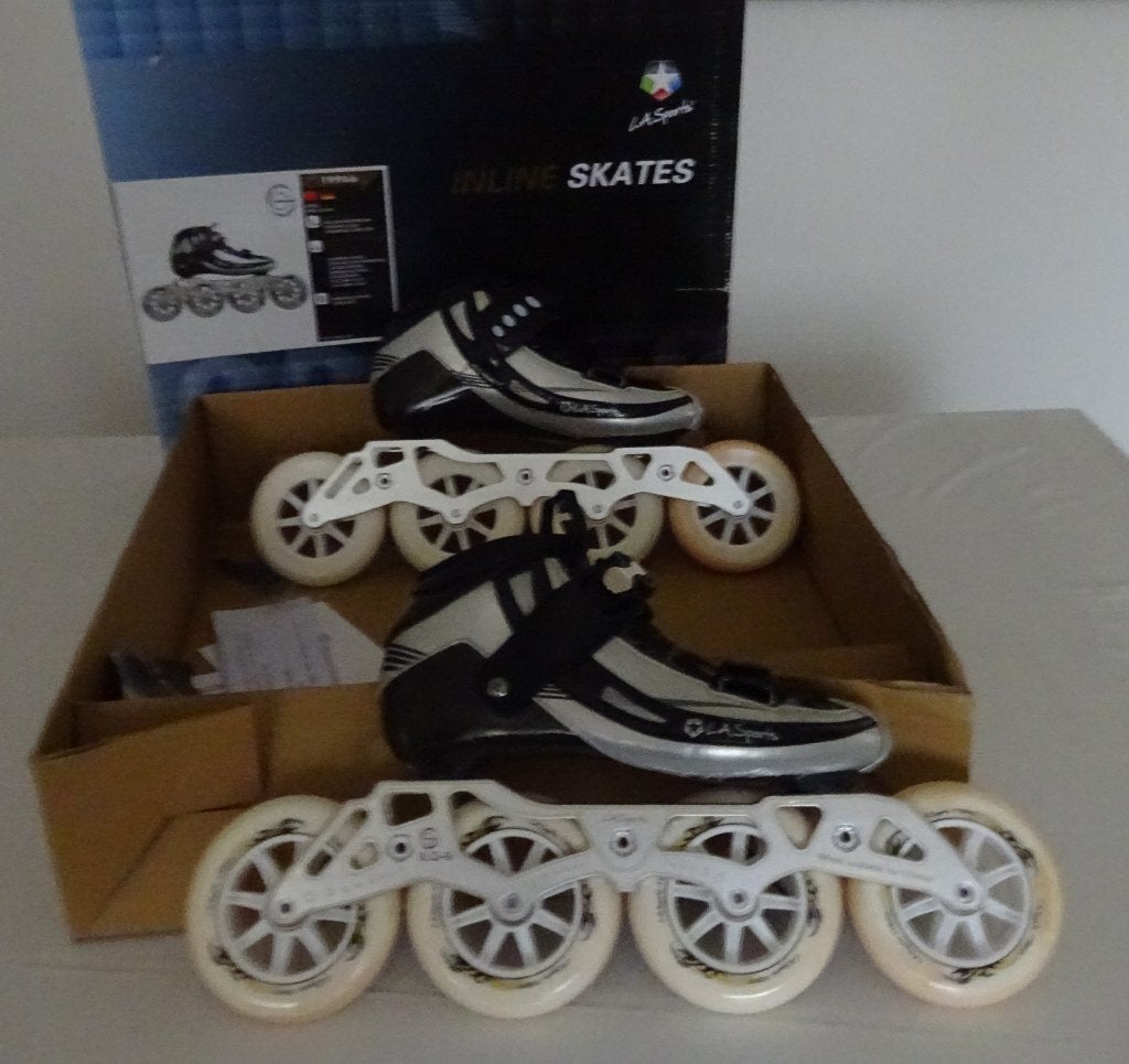 NIEUW Maat 39 LA Sports Pro Skates in zwart/grijs 19966 Prof, Overige merken, Nieuw, Ophalen of Verzenden, Inline skates 4 wielen