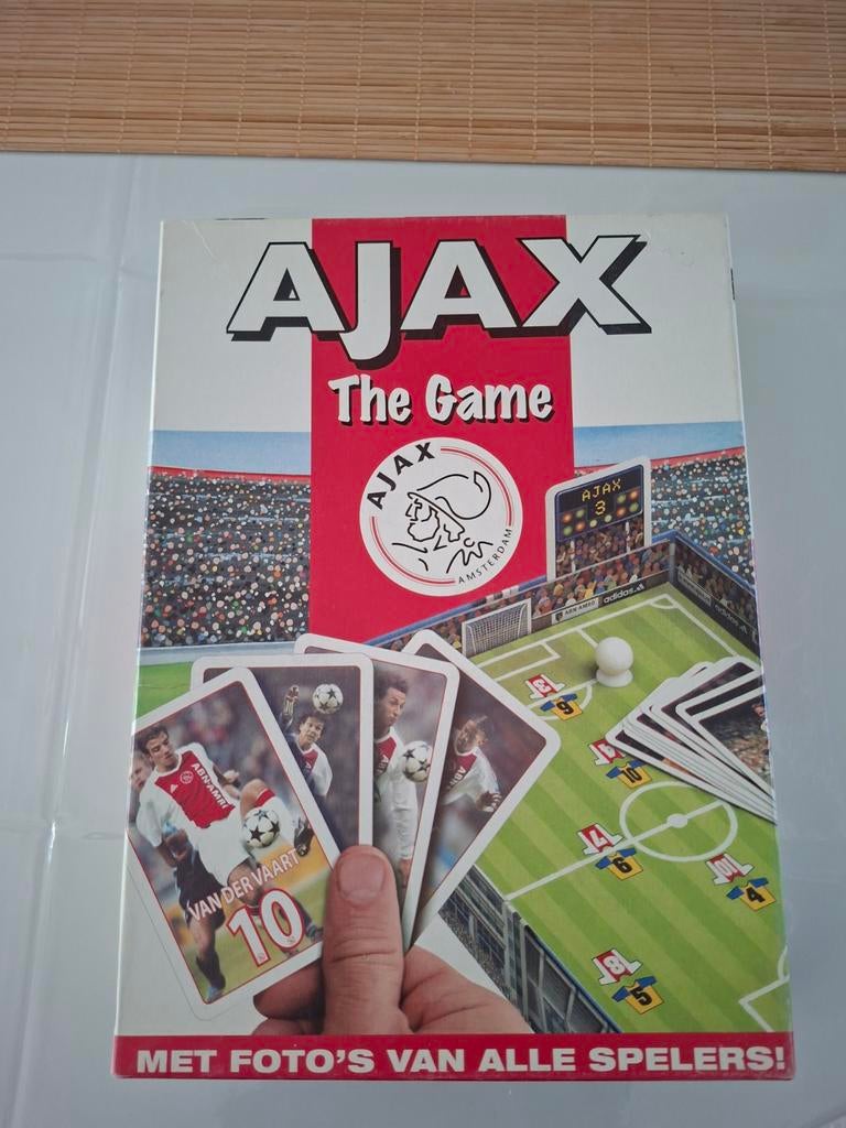 Ajax The Game bordspel – compleet met spelersfoto’s, Ophalen of Verzenden, Gebruikt