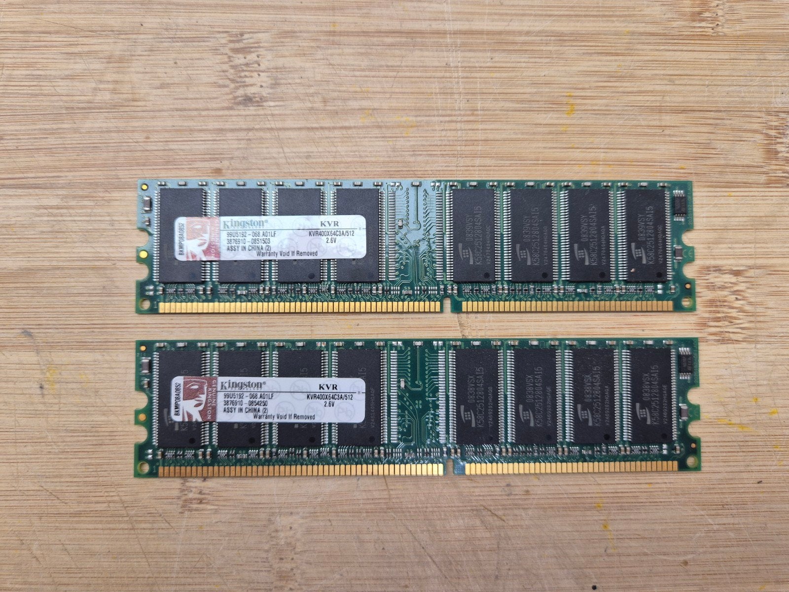 DDR 1GB ( 2x512 ) KINGSTON KVR400, Computers en Software, Ophalen of Verzenden, DDR, Desktop, Gebruikt