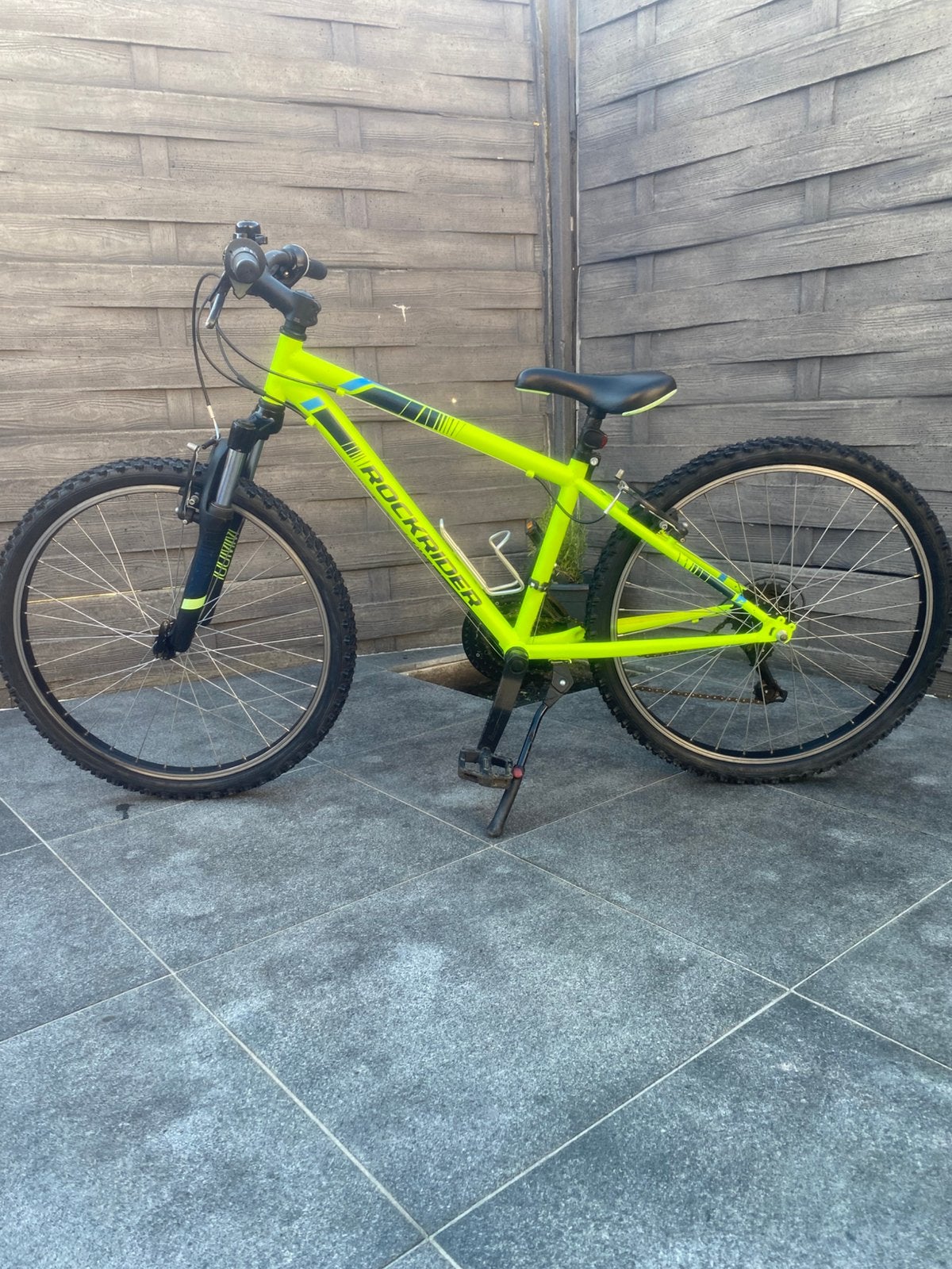 B-Twin Rockrider ST500.  24 inch jongensfiets, Fietsen en Brommers, Ophalen, Zo goed als nieuw, 24 inch, Versnellingen