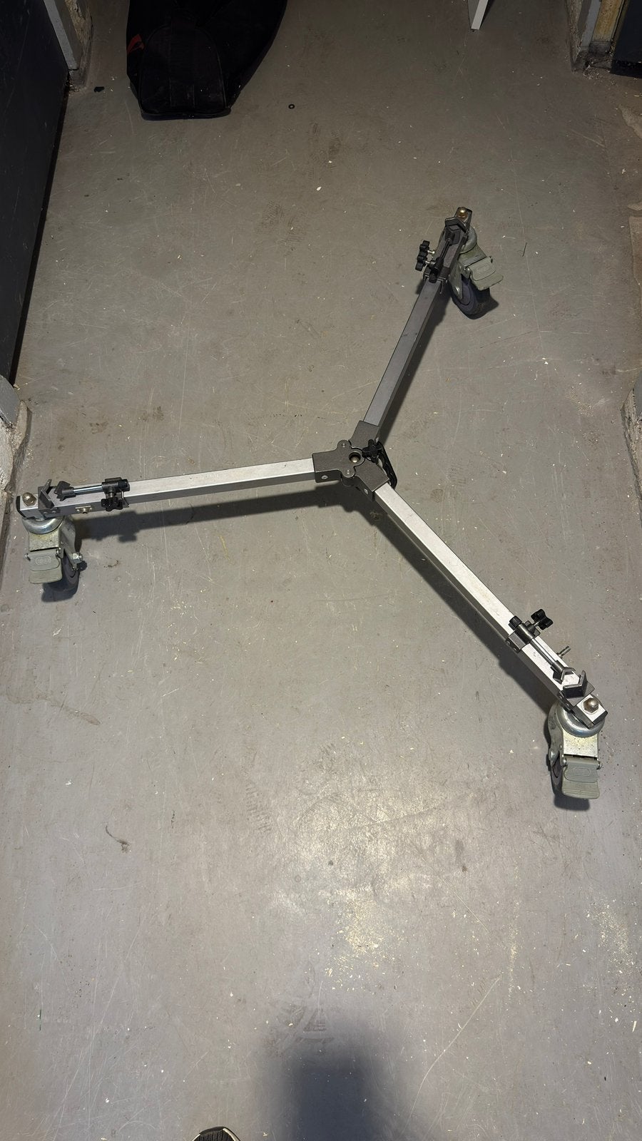 Davis & Sanford W4DX Deluxe Dolly voor videostatief, Ophalen, Zo goed als nieuw