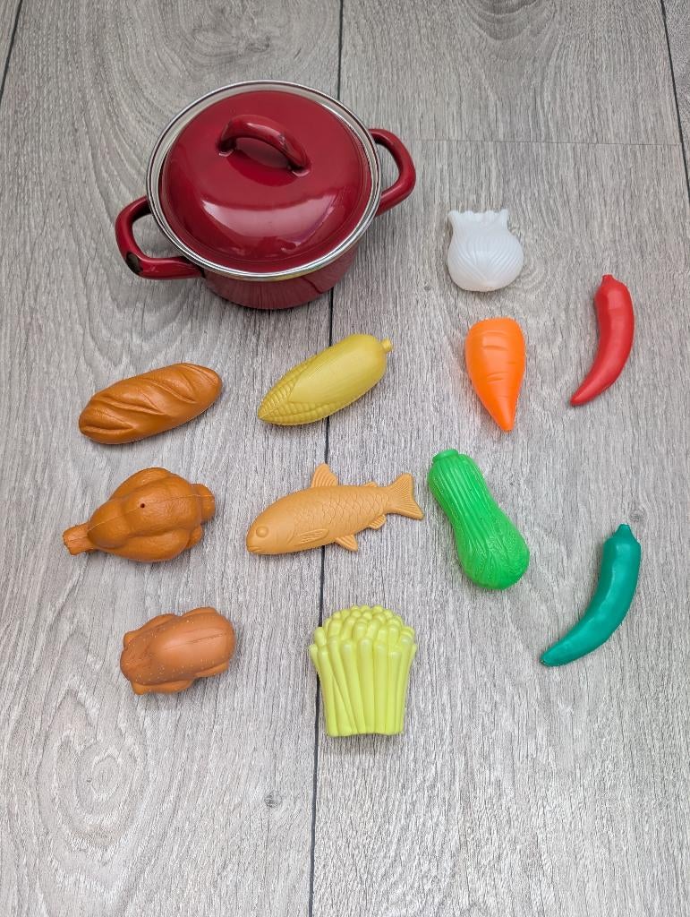 Stalen pan + plastic groente, vis, kip en brood - 13 delig, Kinderen en Baby's, Speelgoed | Speelkeukens, Gebruikt, Speelkeuken-accessoire