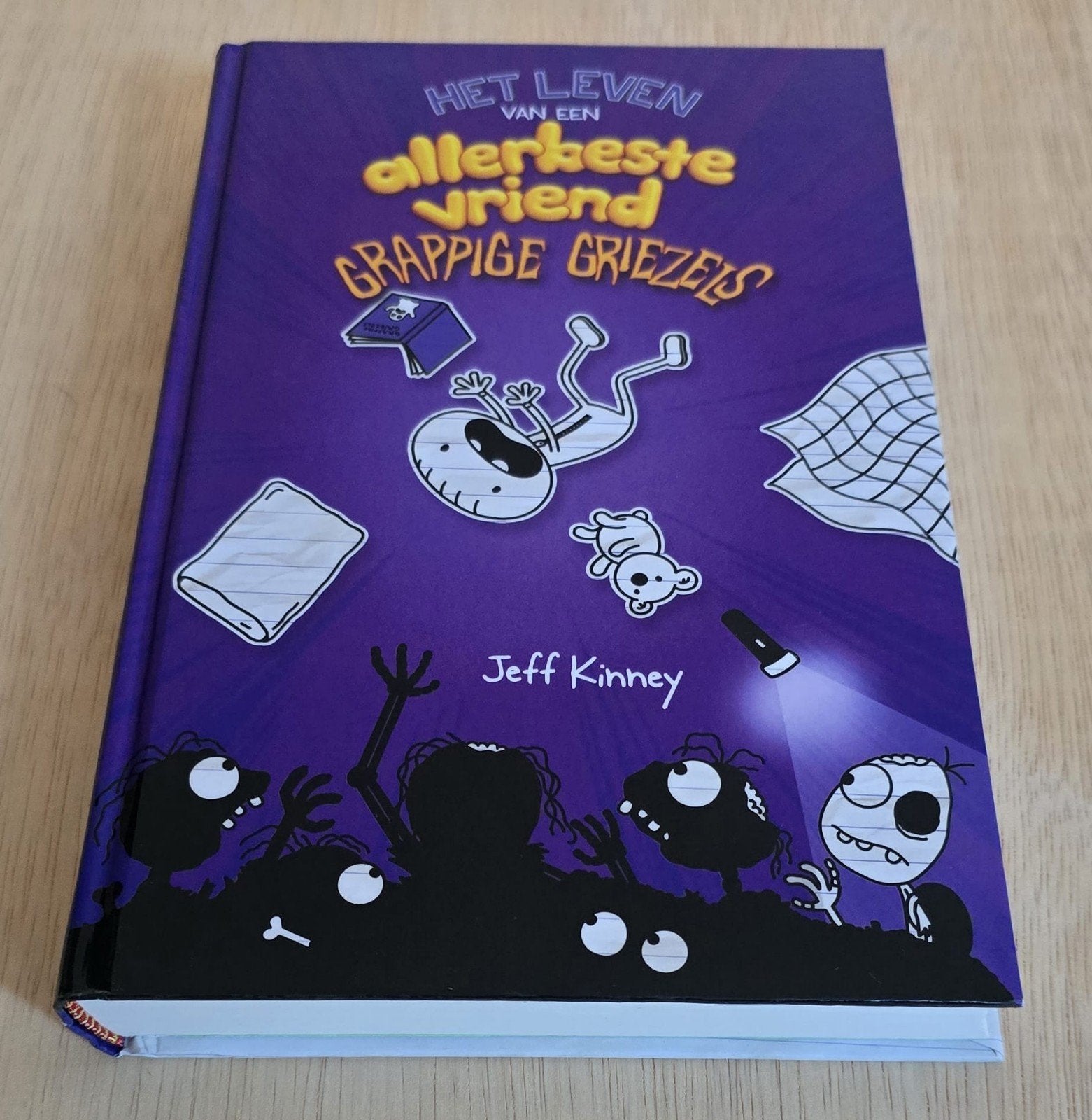 diverse kinderen boeken, Jeff Kinney, Fictie algemeen, Ophalen of Verzenden, Zo goed als nieuw