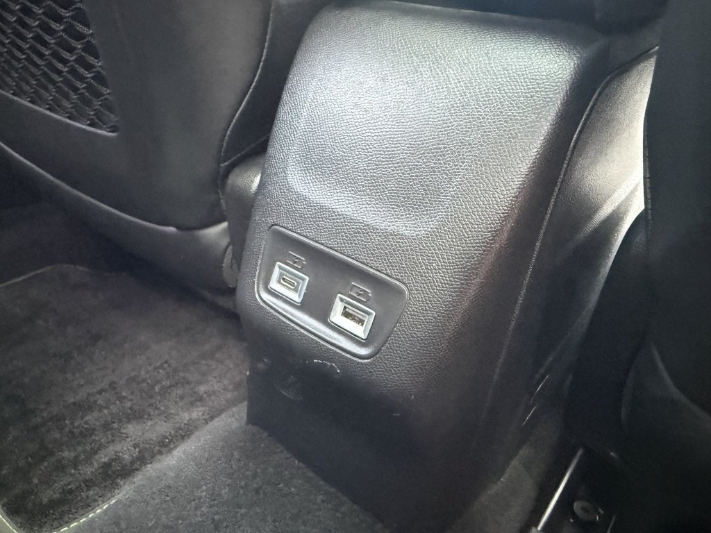 Foto 21 van Peugeot 208 1.2 Hybr e-DCS6 GT pano automaat Apple Carplay