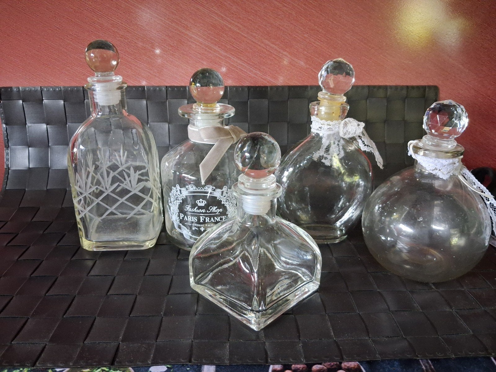 Set van 5 decoratieve glazen flessen met stoppen, Ophalen of Verzenden