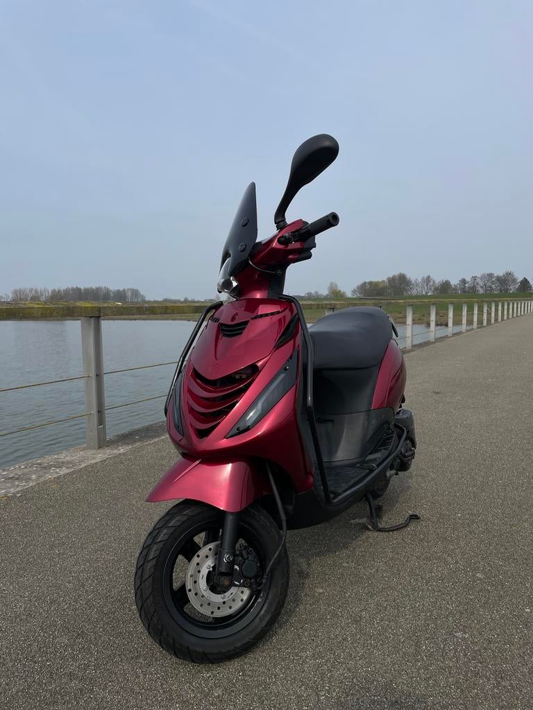 Piaggio Zip 50 "SP" 4t2v, Ophalen of Verzenden, Zo goed als nieuw