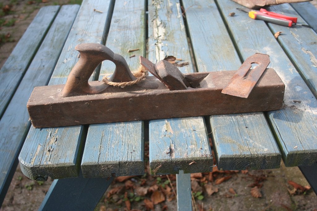 antieke hout schaaf, Ophalen