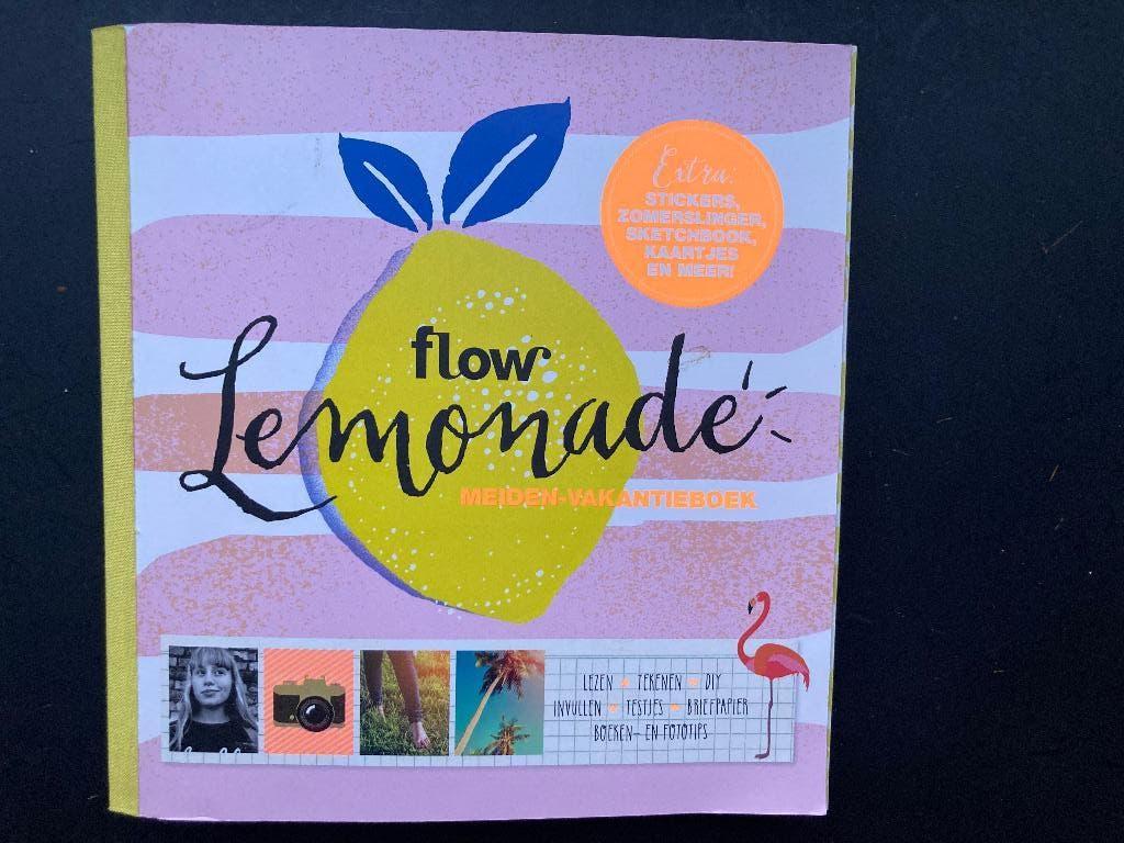 Flow, Boeken, Tijdschriften en Kranten, Ophalen of Verzenden, Zo goed als nieuw, Damesbladen