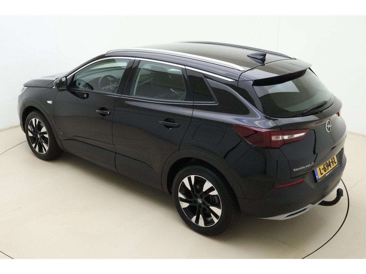 Opel Grandland X 1.6 Turbo Hybrid Business Elegance 225 PK A, Auto's, 228 pk, 4 cilinders, Zwart, Origineel Nederlands