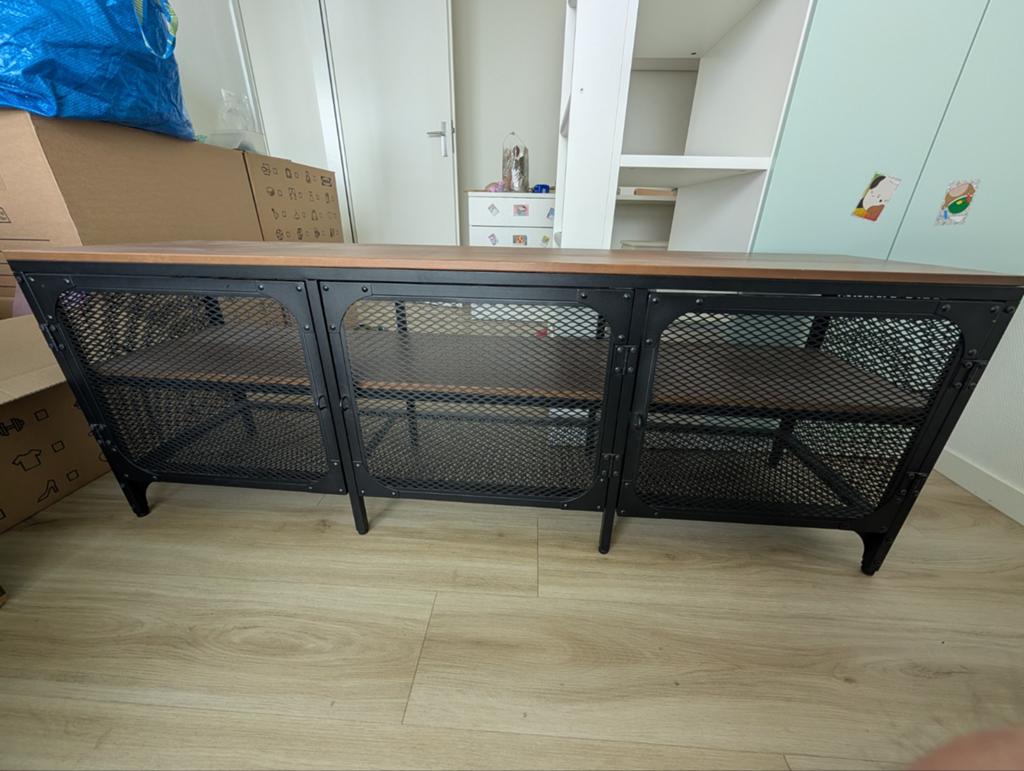 IKEA Fjallbo TV Stand, Huis en Inrichting, Gebruikt, 150 tot 200 cm, Minder dan 100 cm, Industrieel