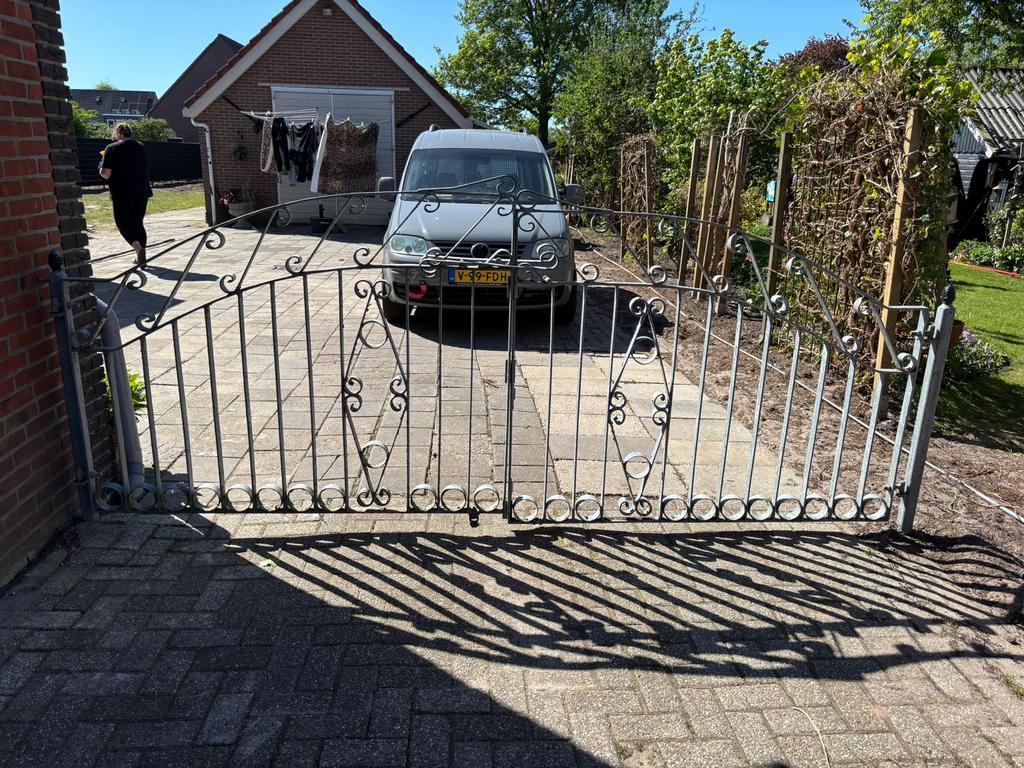 Sierhek van ijzer, Tuin en Terras, Tuinhekken en Hekwerk, Ophalen of Verzenden, Zo goed als nieuw, IJzer, Sierhekwerk