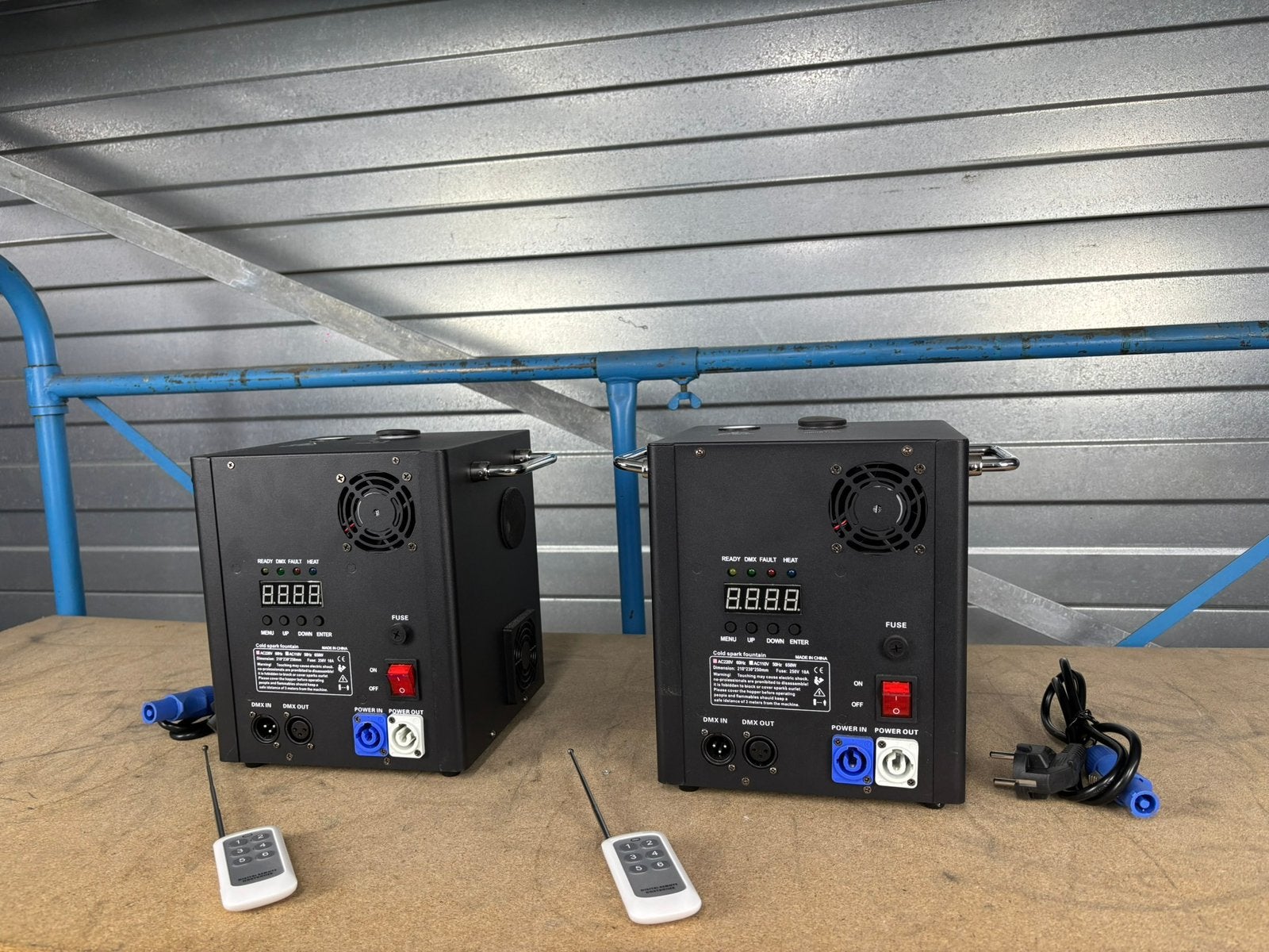 Set sparkular machines remote/dmx, Ophalen of Verzenden, Zo goed als nieuw, Overige merken