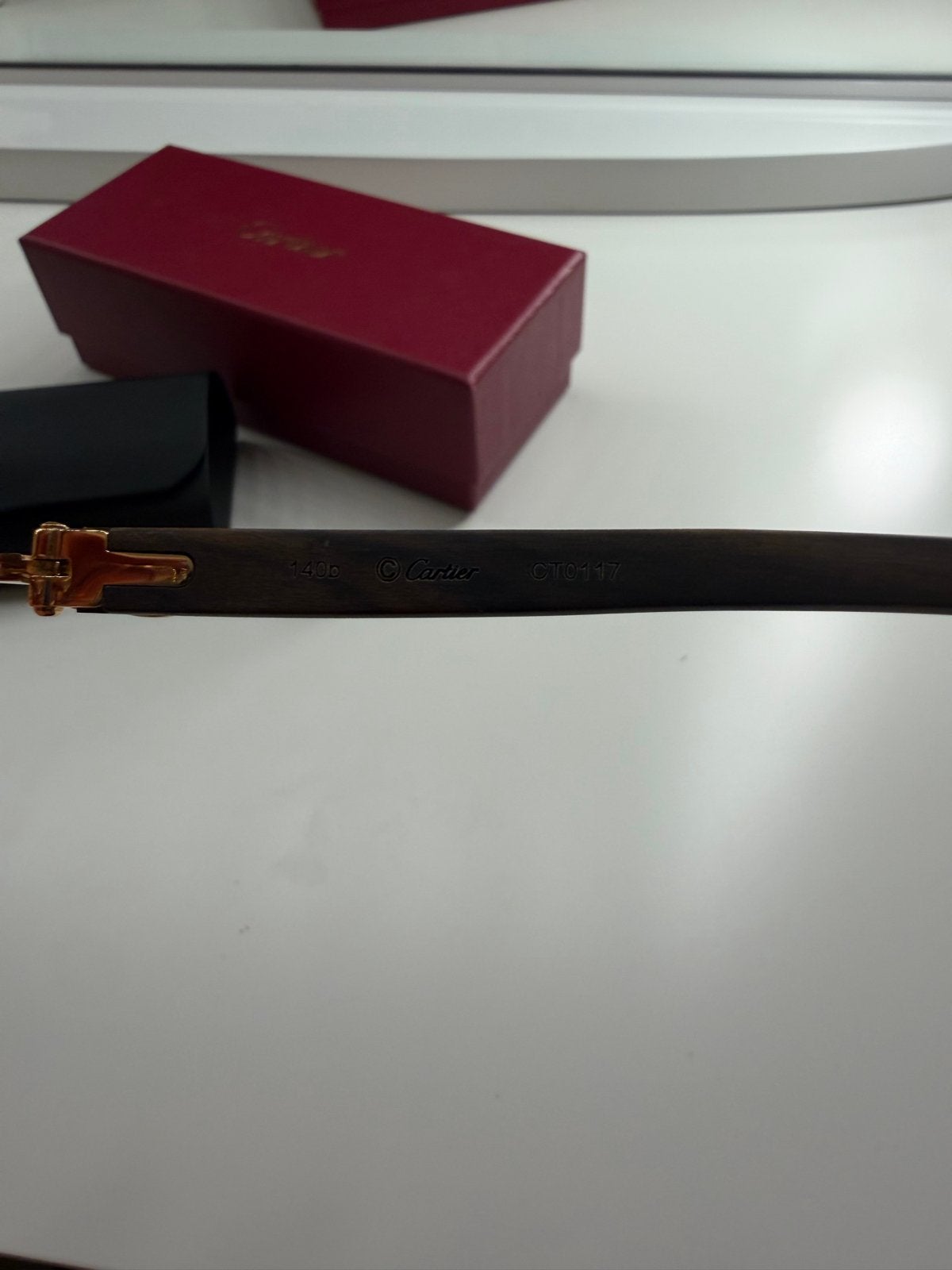 Cartier Zonnebril met Roze Glazen en Houten Montuur, Sieraden, Tassen en Uiterlijk, Overige merken, Zonnebril, Nieuw, Ophalen of Verzenden