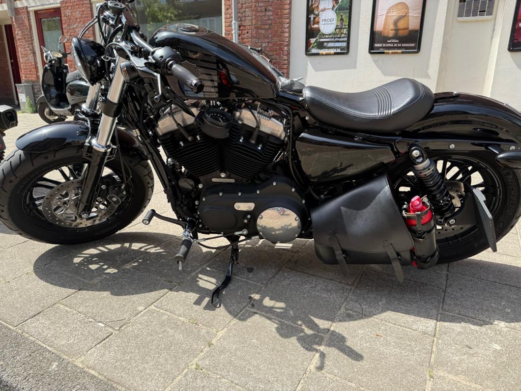 Harley Davidson Sportster Forty Eight 1200cc, 2 cilinders, Occasion, Chopper, Particulier