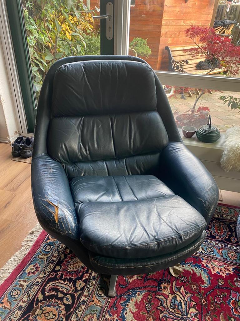 Vintage Mid-century Scandinavisch leren draai fauteuil, Huis en Inrichting, Fauteuils, Ophalen, Gebruikt, Leer, 75 tot 100 cm