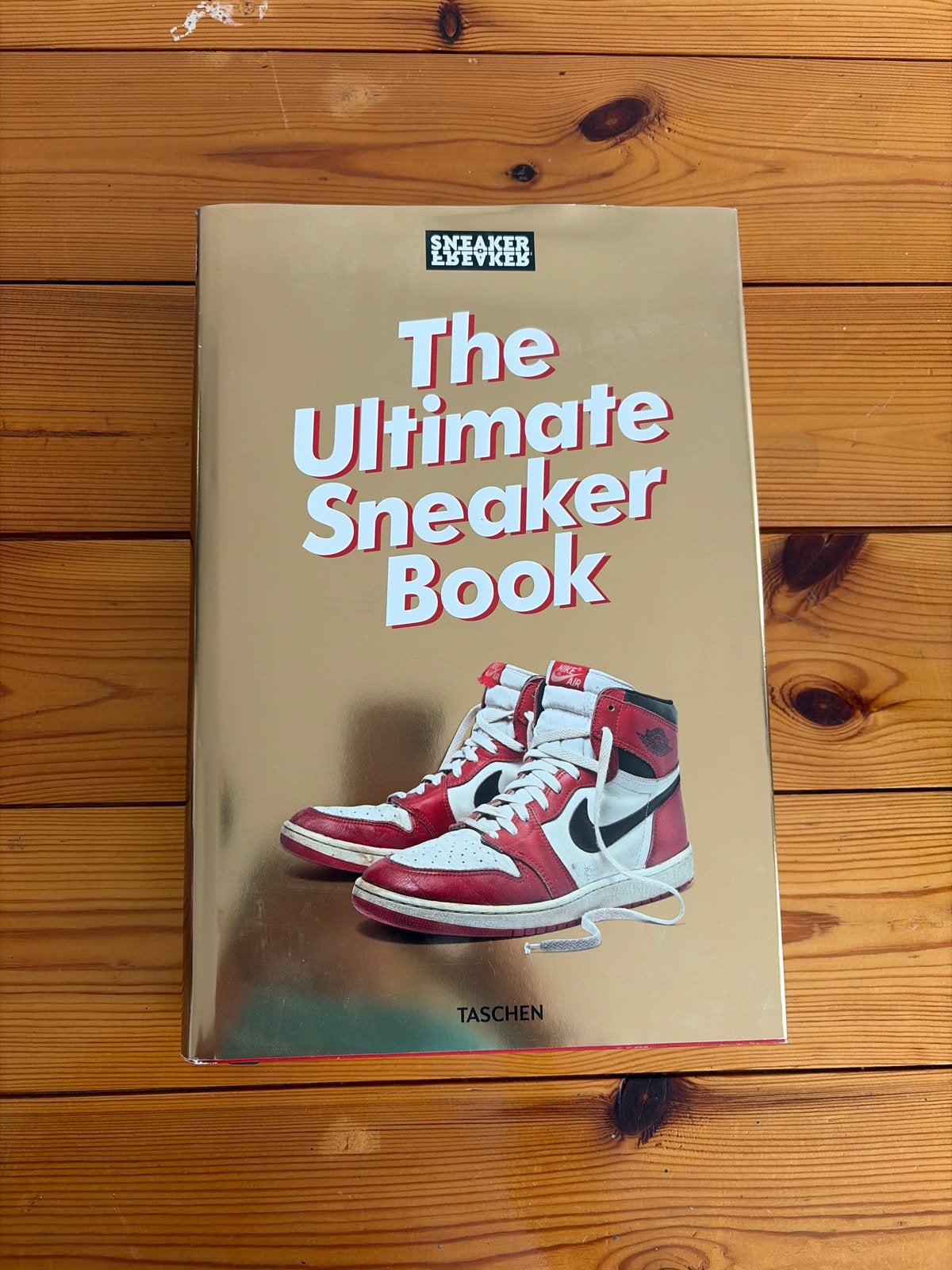 The Ultimate Sneaker Book - Sneaker Freaker & Taschen, Ophalen, Zo goed als nieuw, Wereld overig