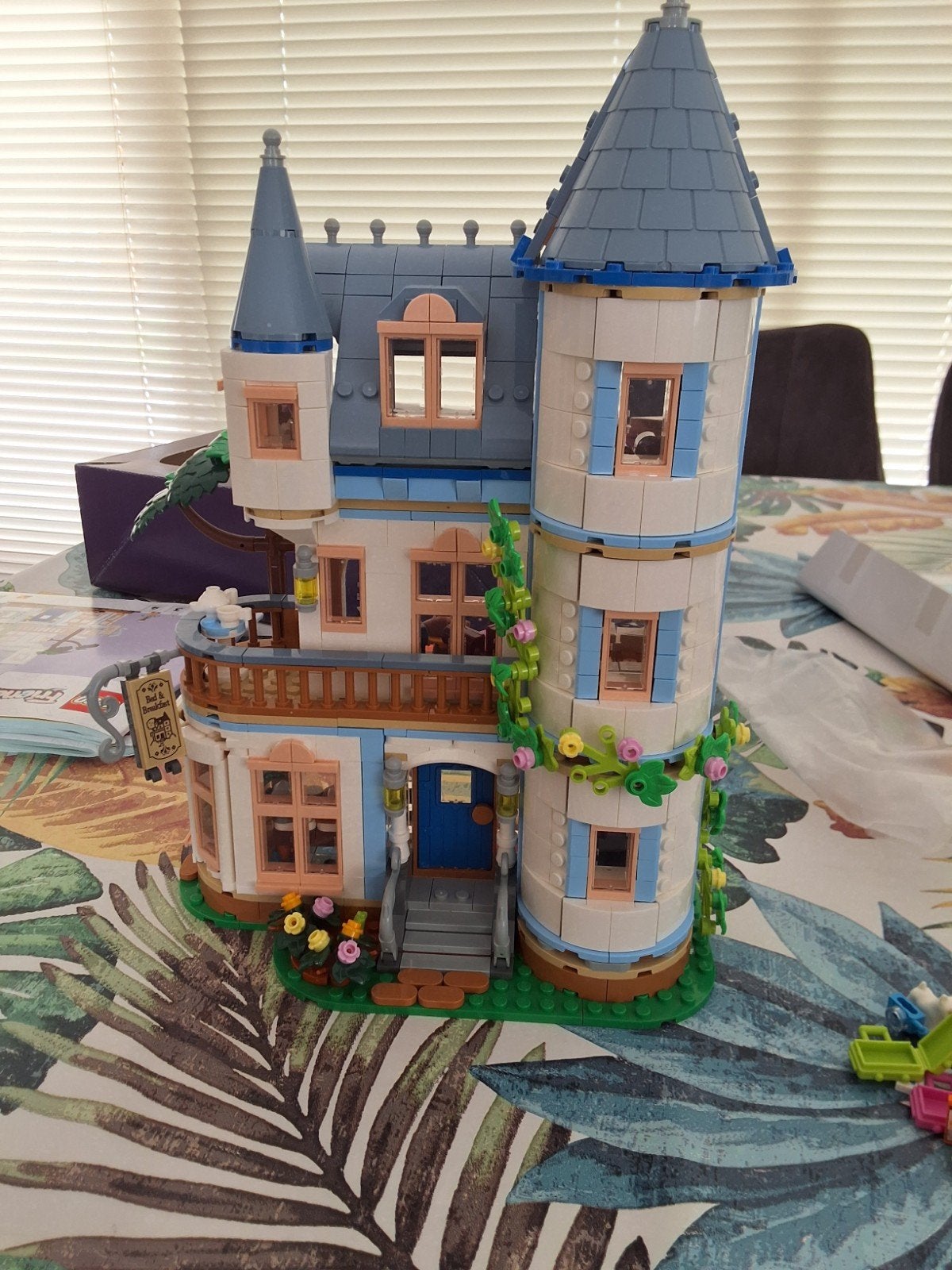 LEGO Bed & Breakfast 42638, Kinderen en Baby's, Speelgoed | Poppenhuizen, Ophalen of Verzenden, Nieuw, Toebehoren