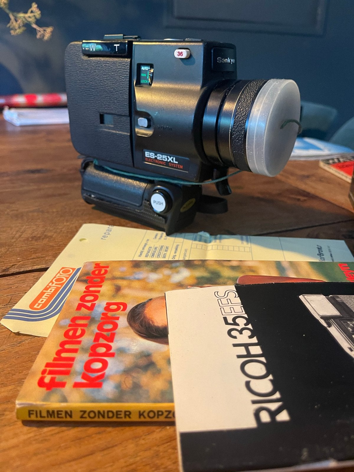 Sankyo ES-25XL Super 8 Camera met handleiding, Ophalen, 8mm, Camera