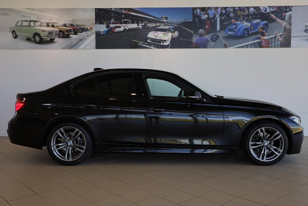 BMW 3-serie 318i M Sport Edition | Sportonderstel | Cruise c, Automaat, 12 maanden, Gebruikt, Metallic lak