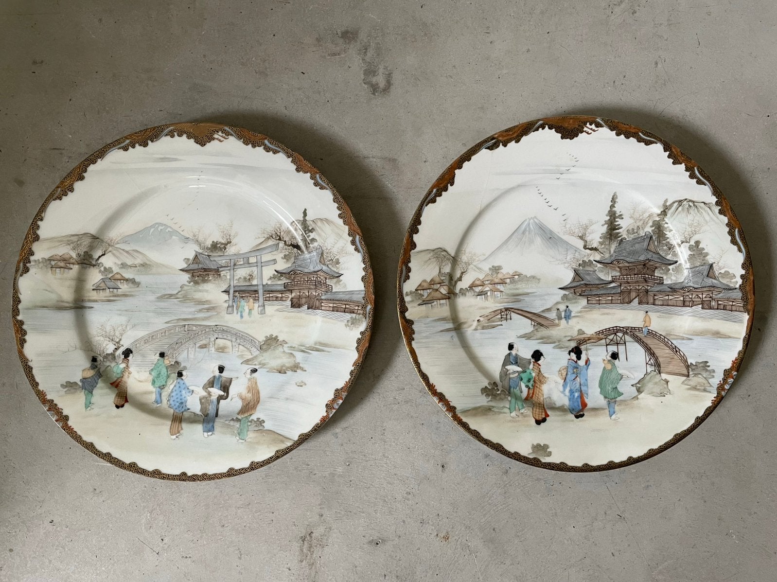 Set Japanse porseleinen borden, Ophalen of Verzenden