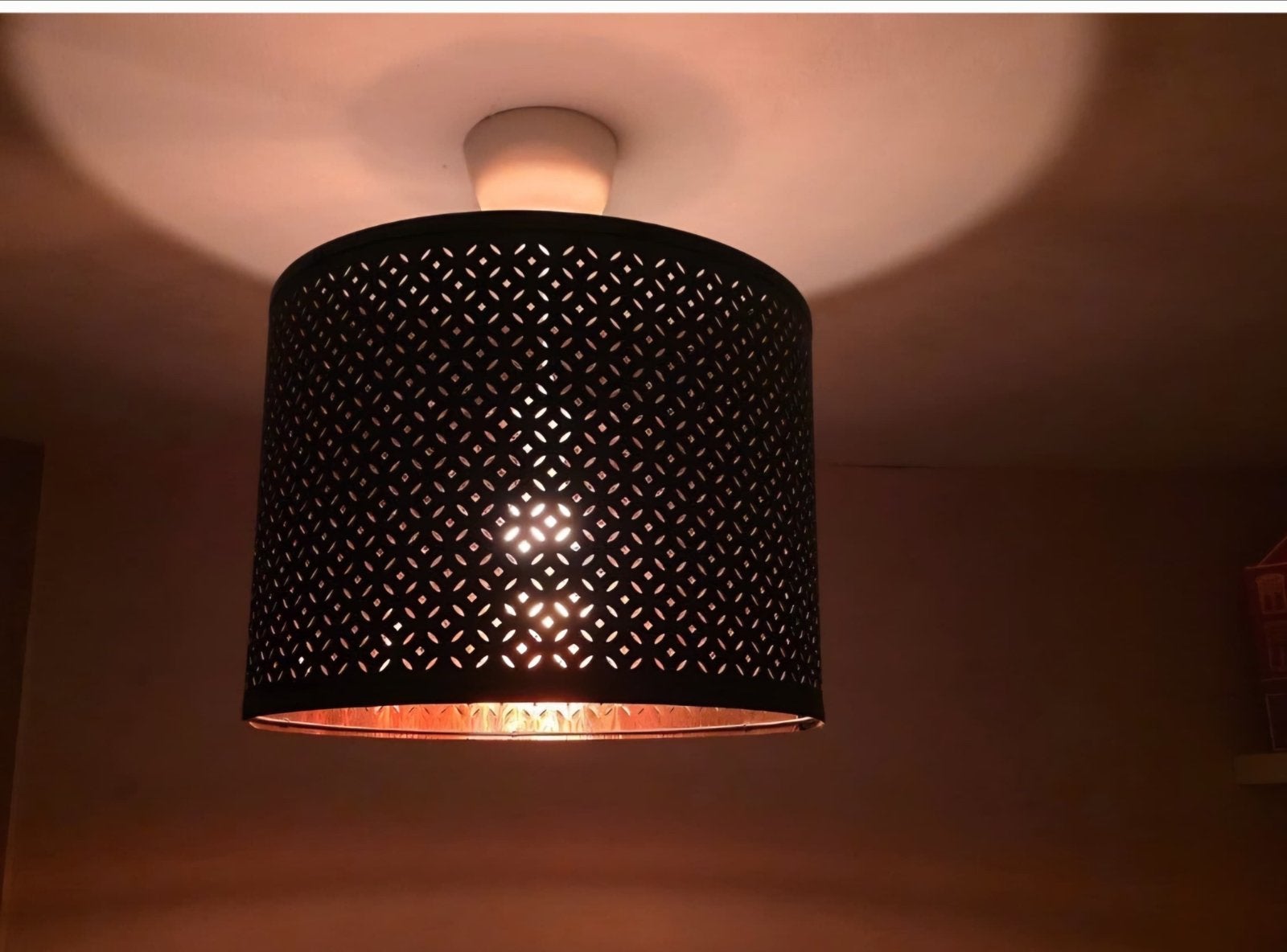 IKEA Nymö lampenkap, 44cm, zwart met goud, Ophalen, Zo goed als nieuw, Metaal, Minder dan 50 cm