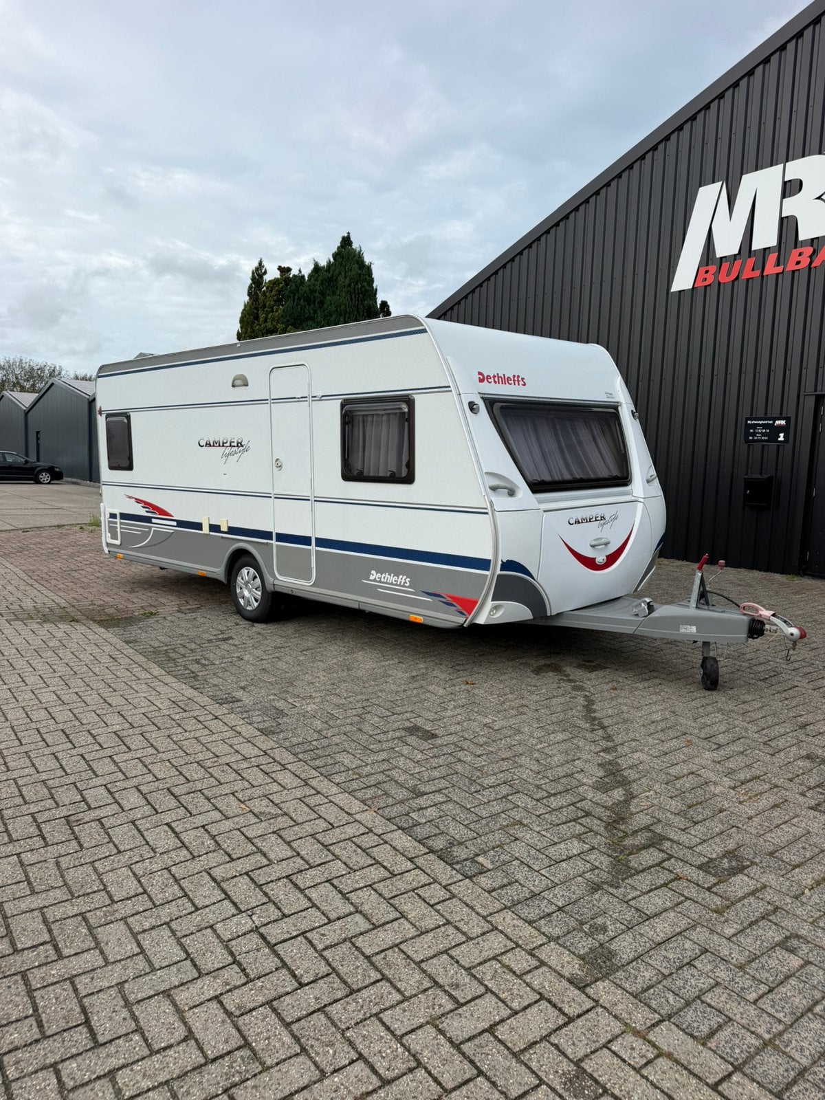 Dethleff camper lifestyle, Caravans en Kamperen, Kachel, Rondzit, Frans bed, Particulier