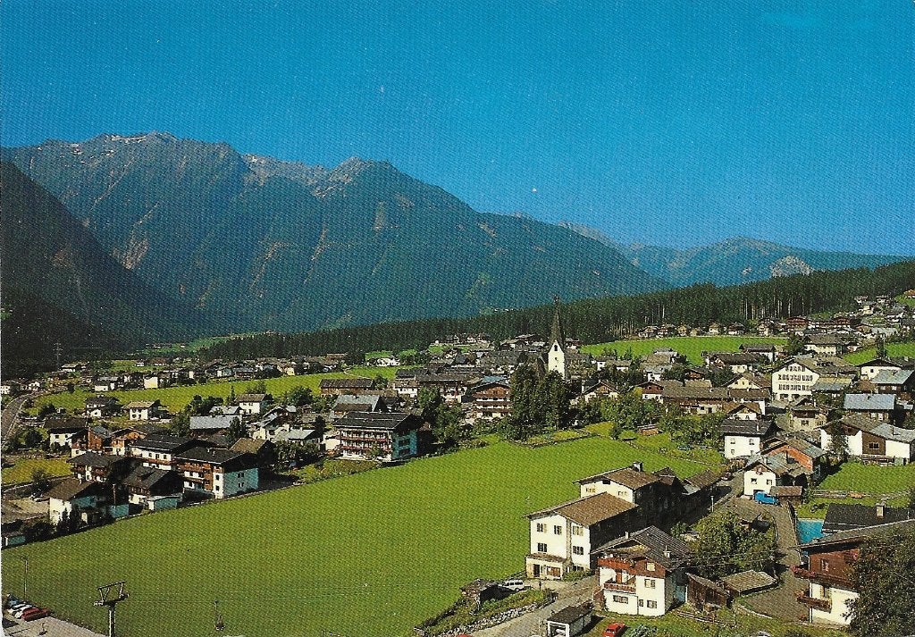 Ansichtkaart  Neukirchen (Oost)	Panorama	Großvenediger 3674m, Verzenden, 1960 tot 1980, Gelopen, Oostenrijk