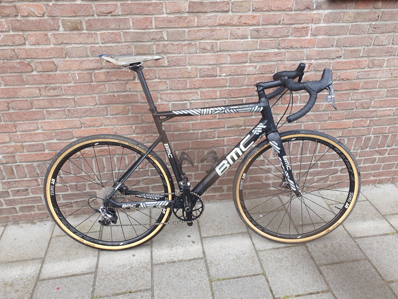 BMC Crossmachine CX01 Gravelbike - Maat 57, 28 inch, Gebruikt, Carbon, 10 tot 15 versnellingen