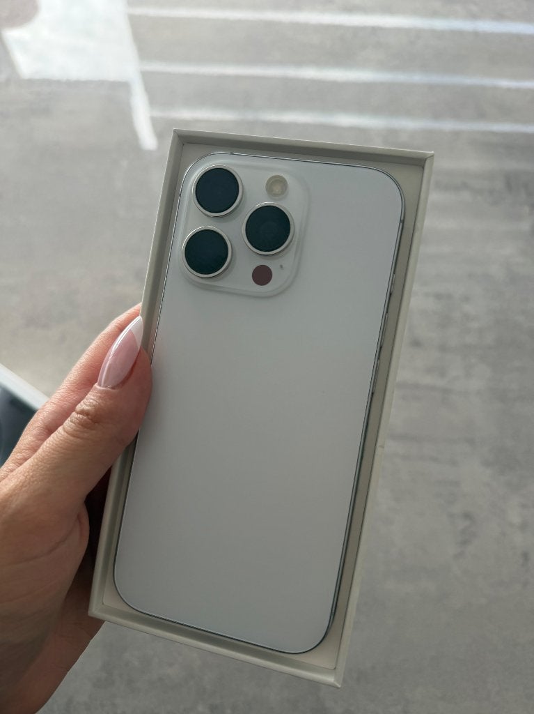 Iphone 16 pro 128 gb, Telecommunicatie, 89 %, Wit, Zonder simlock, Ophalen