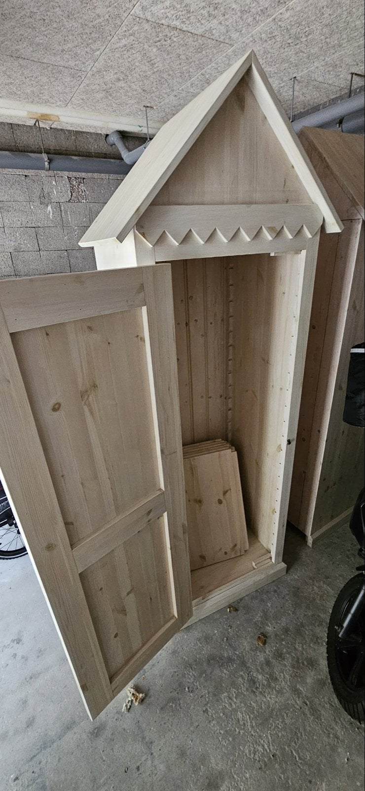 Kledingkast kinderkamer met puntdak en planken, Ophalen, Nieuw, 50 tot 100 cm, 150 tot 200 cm