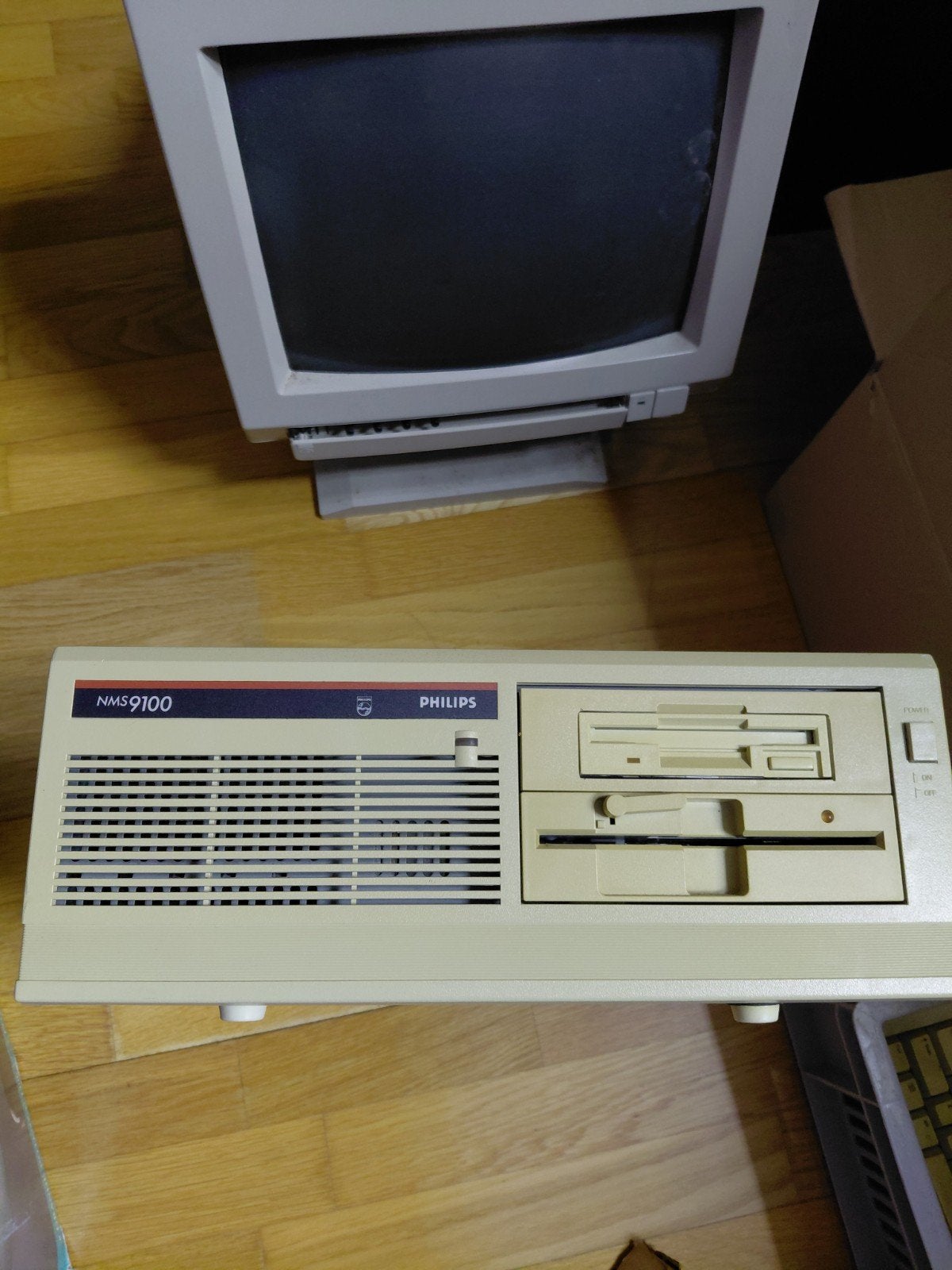 philips nms 9100 met ega kleirenmonitor uit 1988, Computers en Software, Ophalen