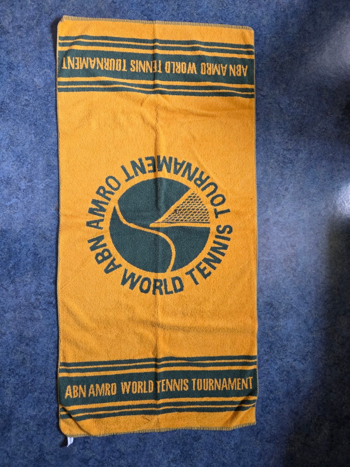 ABN AMRO World Tennis Tournament Handdoek, Sport en Fitness, Ophalen of Verzenden, Zo goed als nieuw