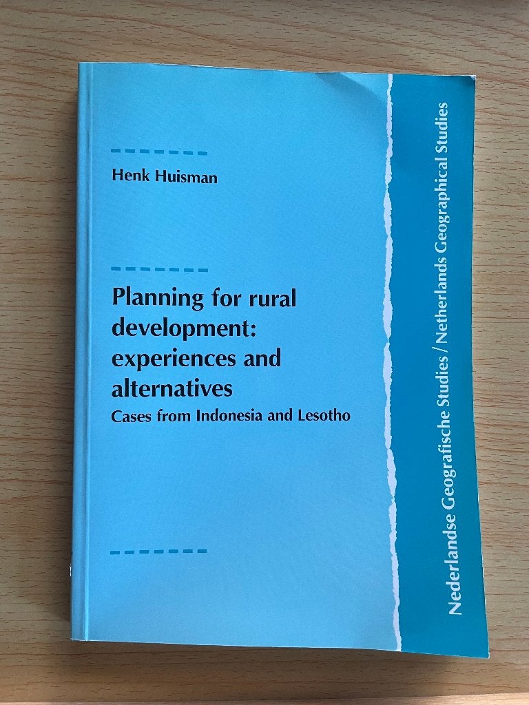 Planning van rurale ontwikkeling in Indonesië en Lesotho, Ophalen of Verzenden, Zo goed als nieuw, Henk Huisman