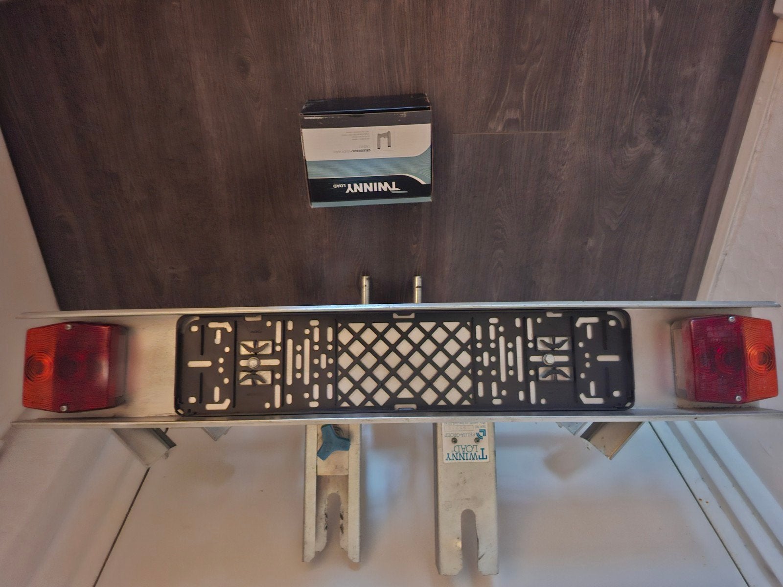 Twinny Load Lichtbalk met geleidebussen 75mm en 150mm, Ophalen