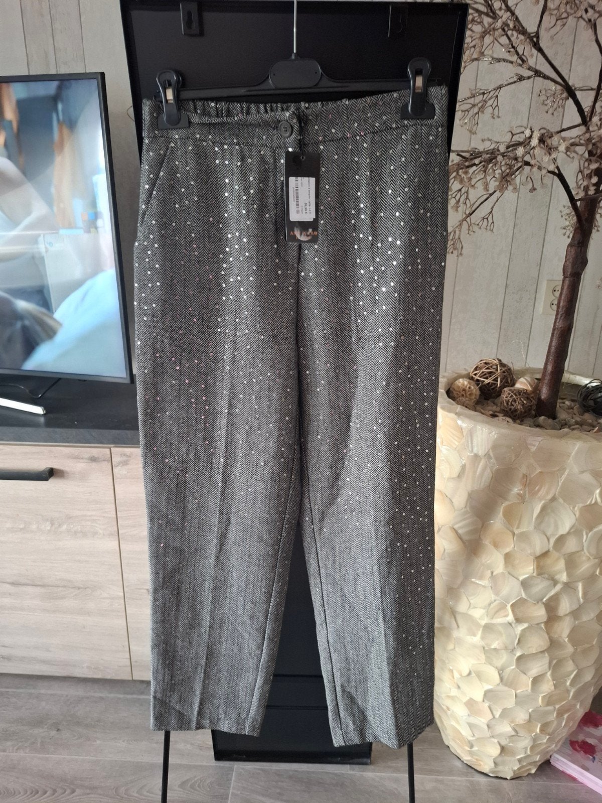 Nieuwe grijze broek met pailletten - Maat S, In Vogue, Nieuw, Ophalen of Verzenden, Maat 36 (S)