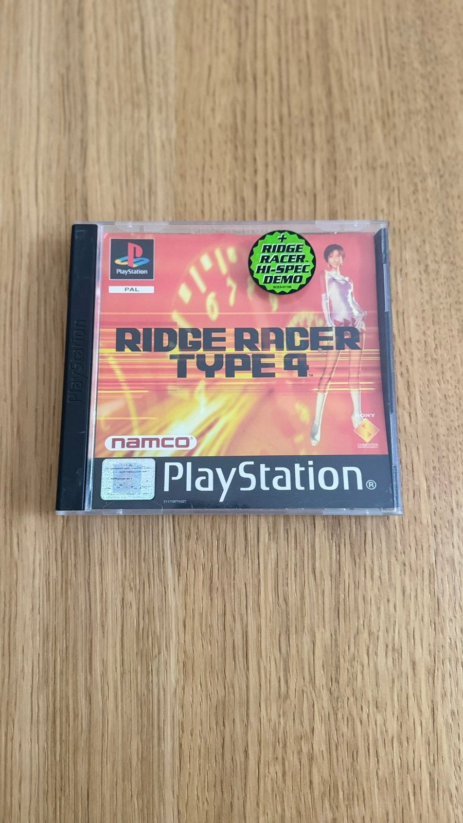 Ridge Racer Type 4 met Hi-spec Demo Ps1 IN GOEDE STAAT, Spelcomputers en Games, Games | Sony PlayStation 1, Ophalen of Verzenden