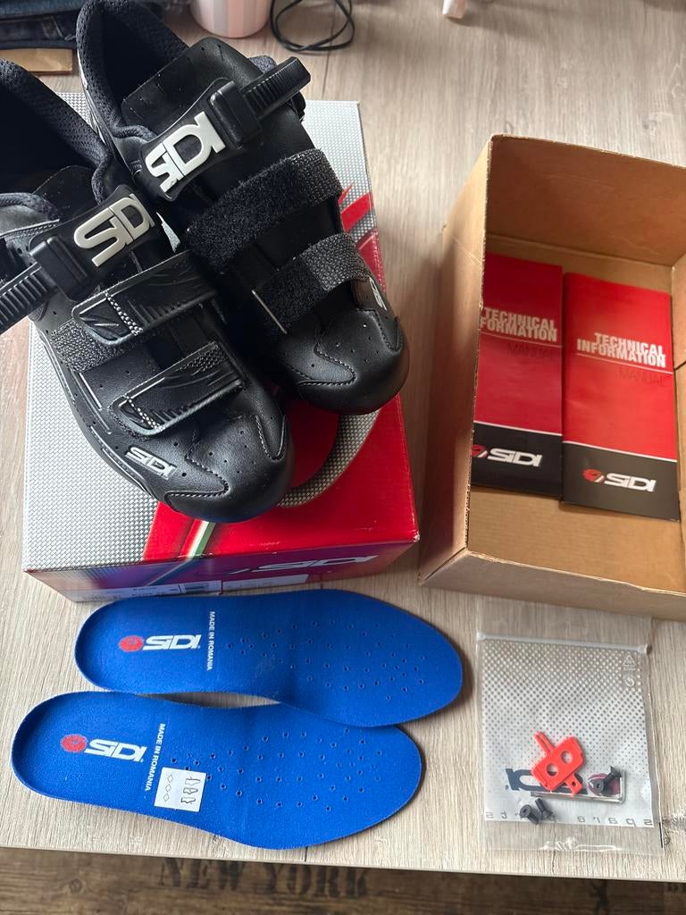 Sidi fietsschoenen maat 42 - Zo goed als nieuw, Fietsen en Brommers, Ophalen, Heren, Schoenen, Overige maten
