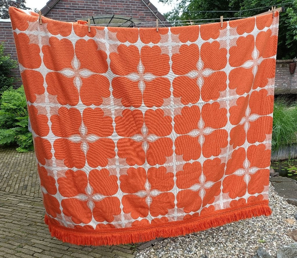 Vintage AaBe oranje dralon deken. 2.05 x 2.05 mtr, Gebruikt, Tweepersoons, Oranje, Ophalen of Verzenden
