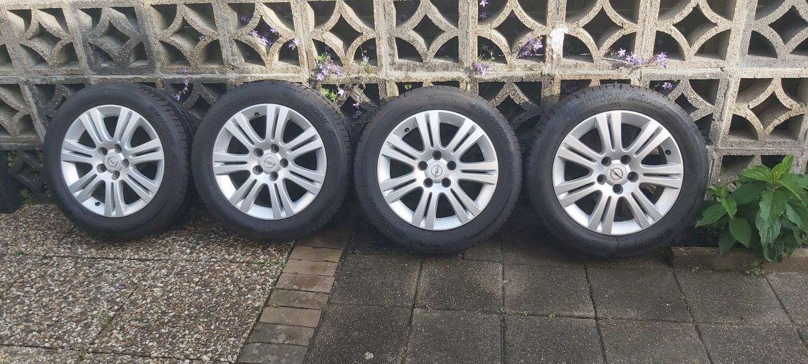 Opelvelgen 16" Astra Gtc/ Zafira B Etc. Met zgan Hankooks, Auto-onderdelen, Banden en Velgen, Ophalen, 16 inch, Banden en Velgen