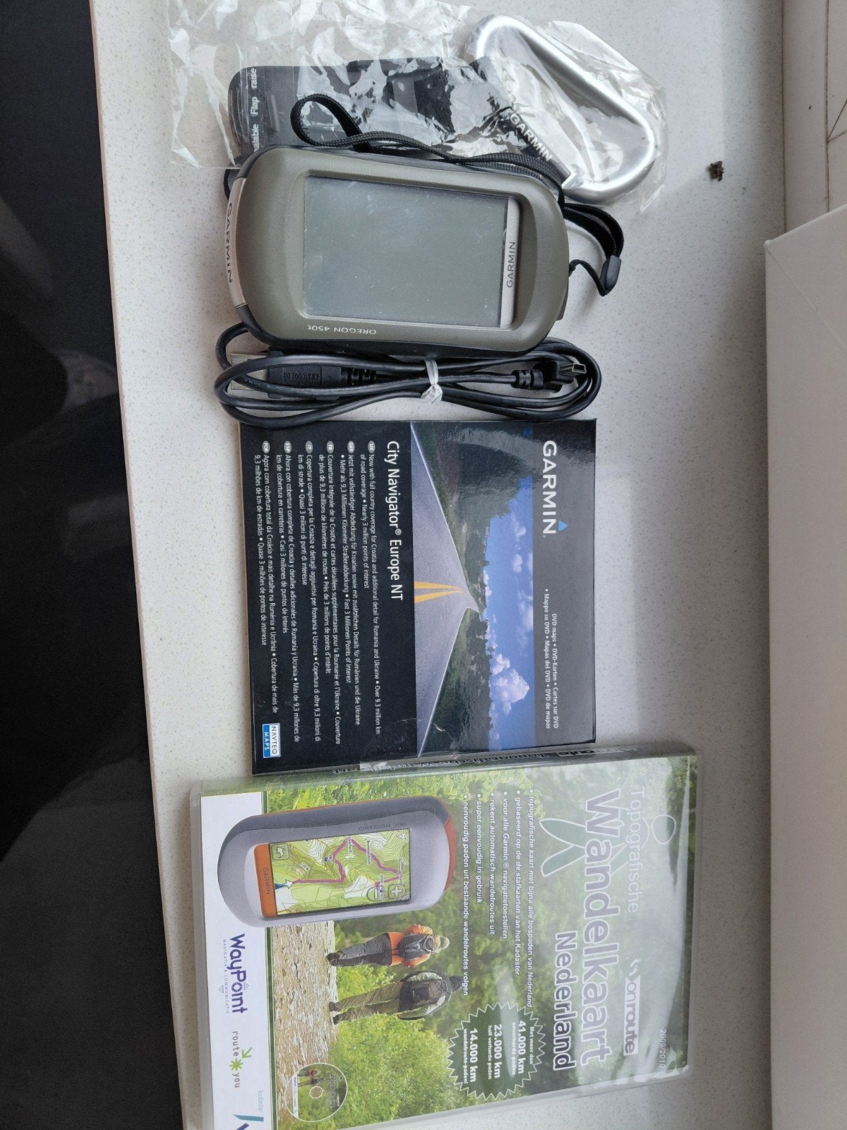 Garmin Oregon 450t GPS met wandelkaarten en accessoires, Ophalen of Verzenden, Zo goed als nieuw, Navigatie of Gps