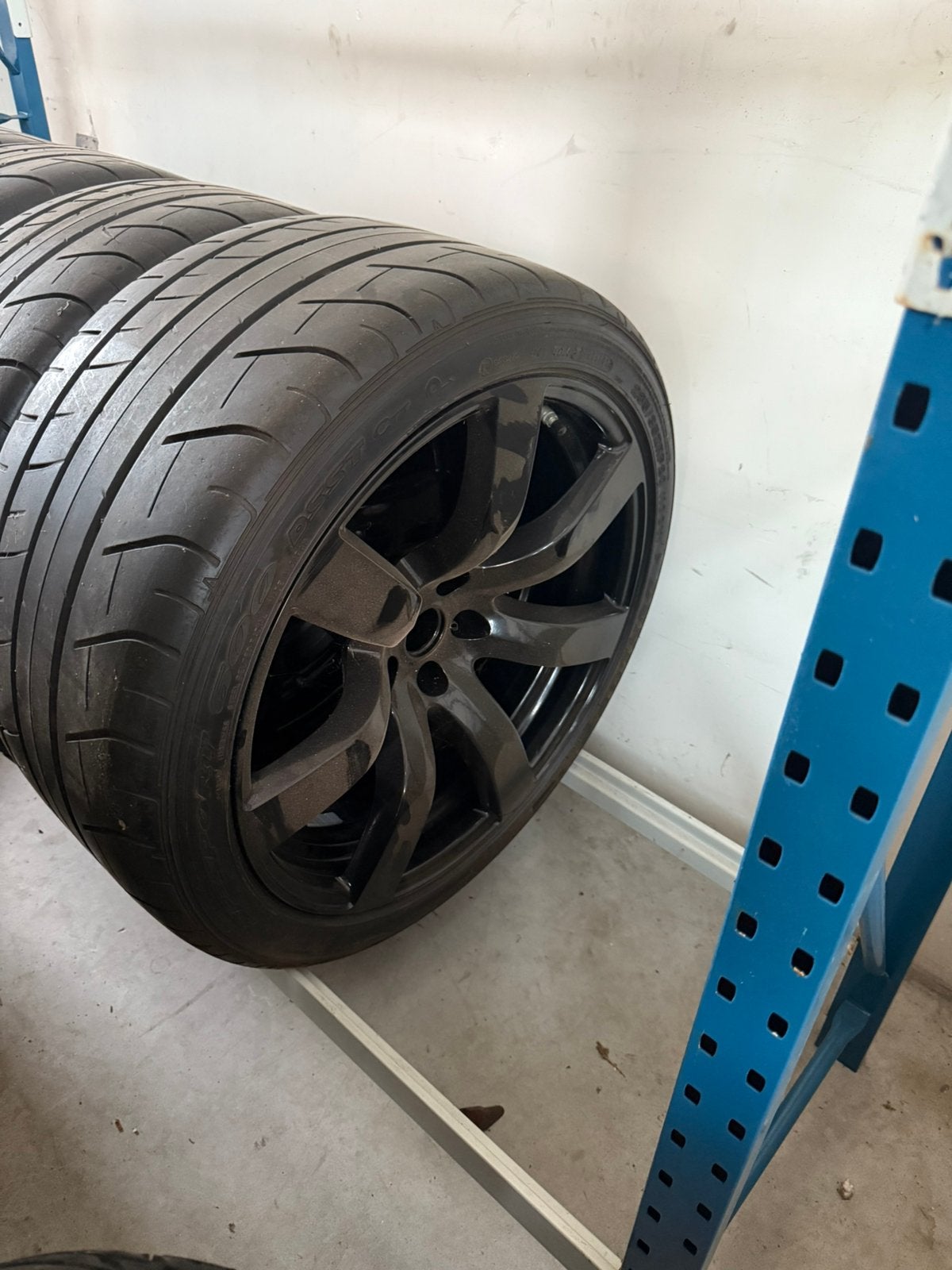 Nieuwe onbeschadigde set Nissan GTR R35 Wielen, Ophalen, Zo goed als nieuw