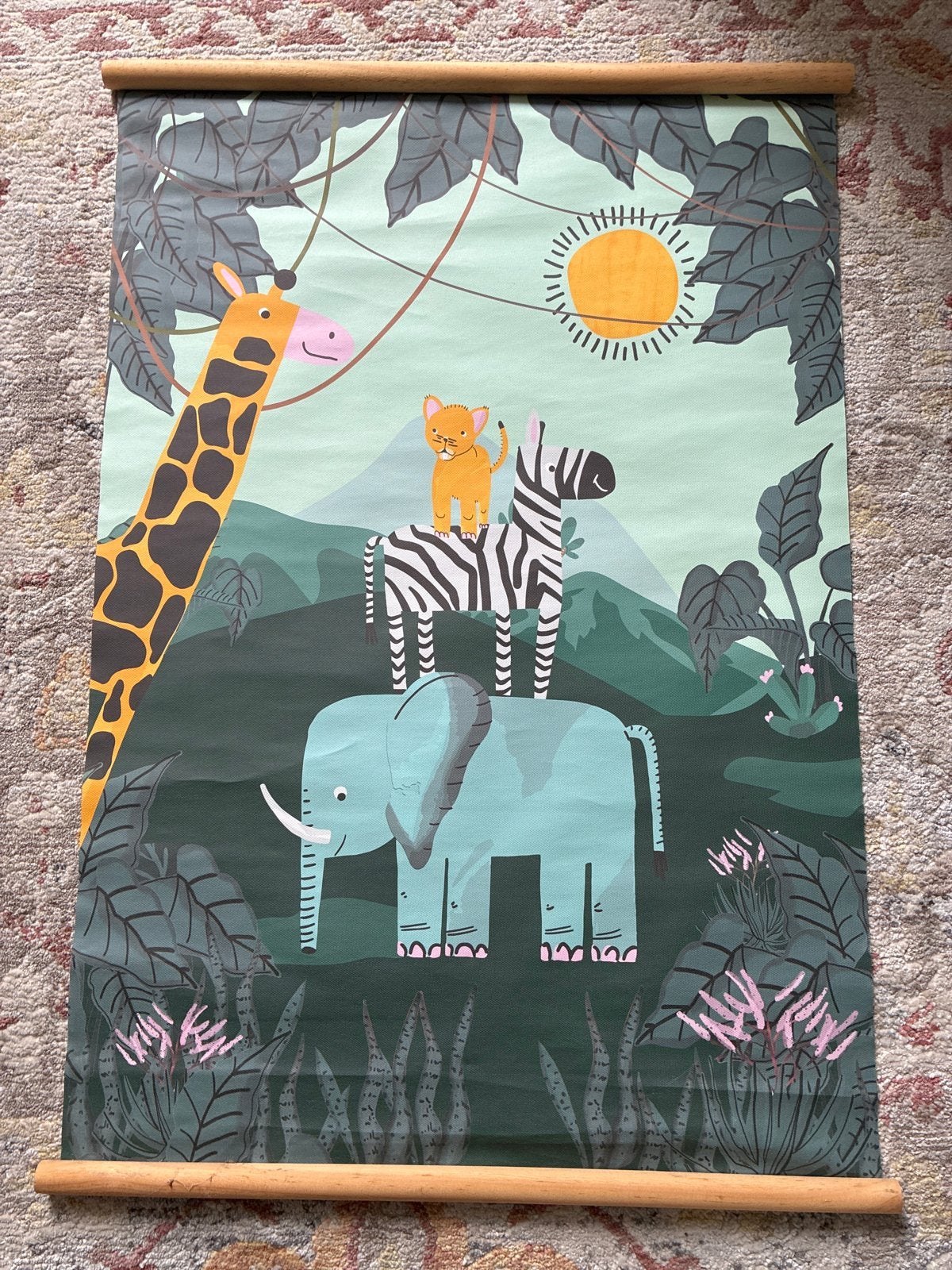 Jungle Dieren Poster - Giraffe, Zebra, Leeuw, Olifant, Huis en Inrichting, Ophalen, 50 – 75, Gebruikt, Foto of Poster
