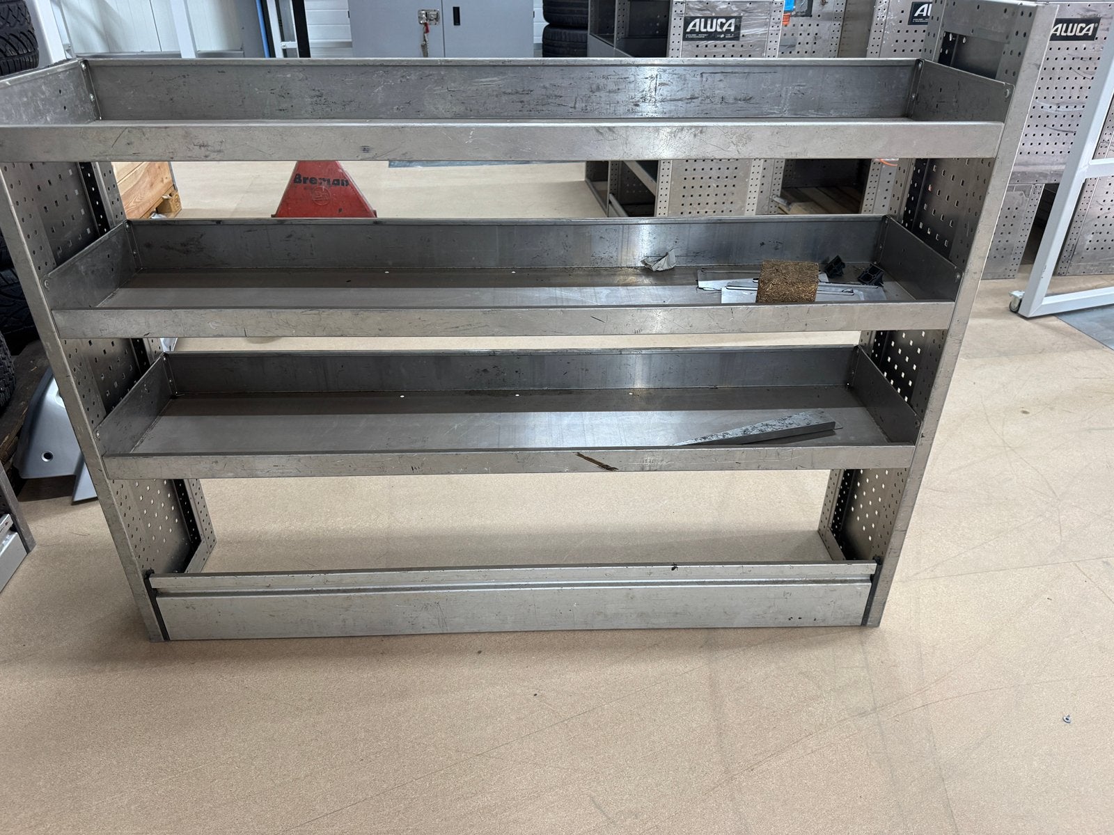 Legborden kast, Ophalen, Gebruikt