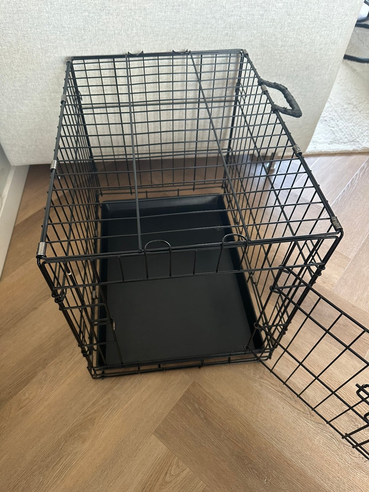 Honden bench, Dieren en Toebehoren, Ophalen, Hondenkennel, Gebruikt, Minder dan 65 cm