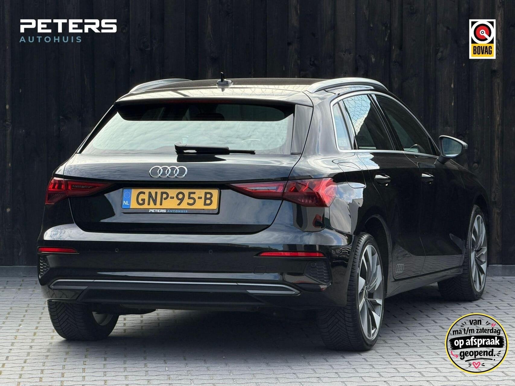 Audi A3 Sportback 35 TFSI S Line| Matrix| Automaat| 18 inch|, 12 maanden, 4 cilinders, Bedrijf, 690 kg