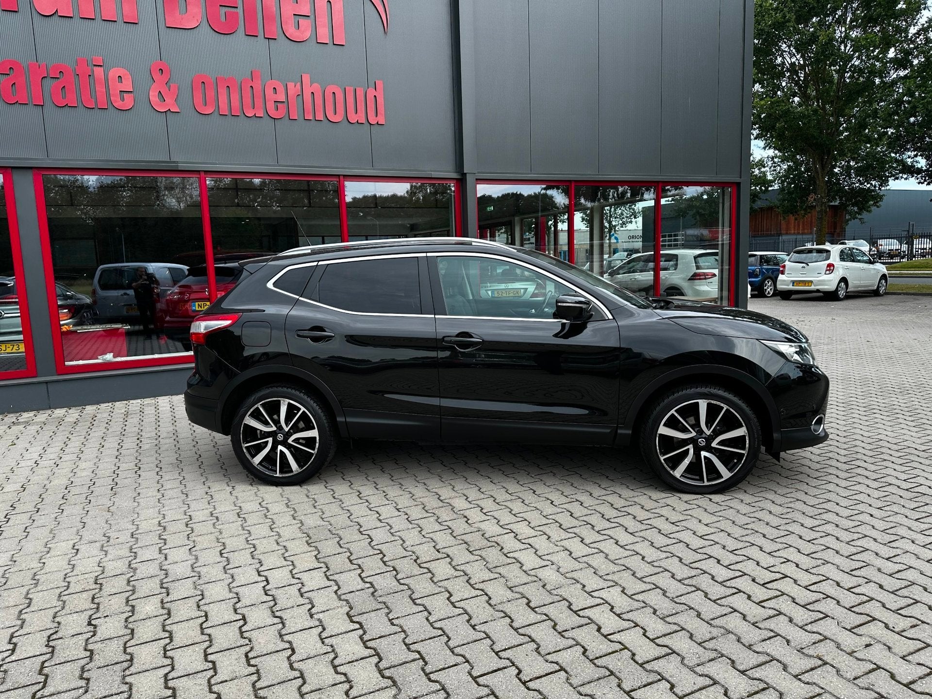 Nissan Qashqai 1.6 dCi Tekna / Pano / Leder / Trekhaak / Cam, Auto's, Voorwielaandrijving, Euro 5, 4 cilinders, Leder